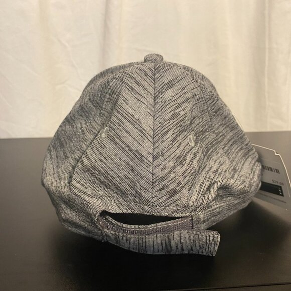 Mercedes-Benz Two-Tone Cap – Unisex & Never Worn! - Picture 2 of 6